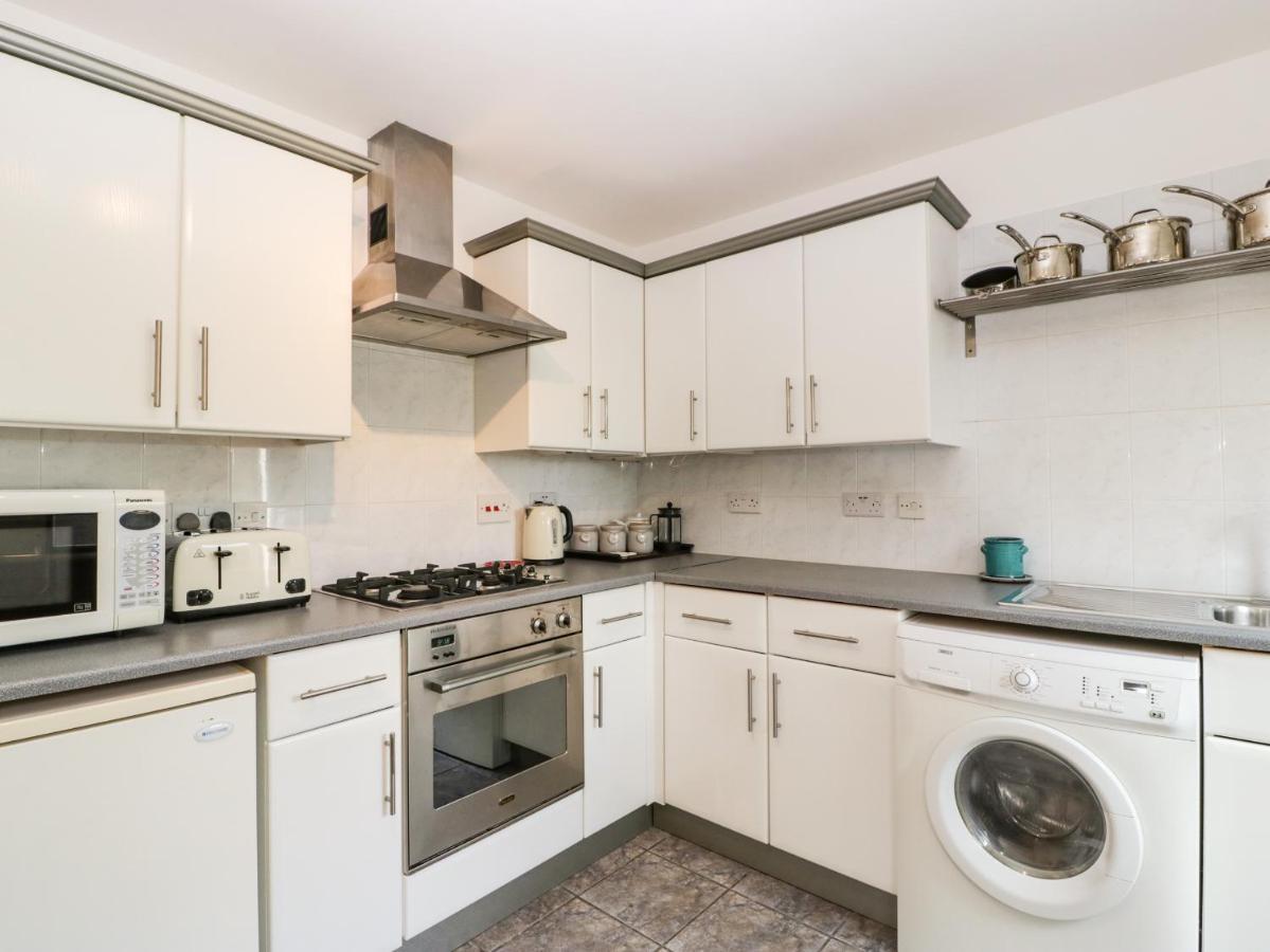 16 Mythern Meadow Bradford-On-Avon المظهر الخارجي الصورة